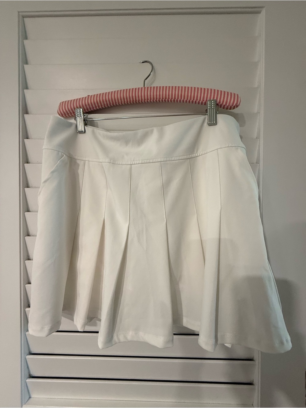 Lilly Pulitzer White Pleated Skater Skort/Skirt